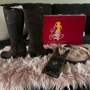 Women's Brown Boots in size 4.5